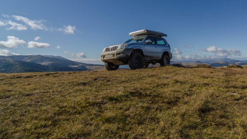 4x4 rooftop camper rental